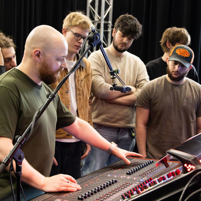 Sound Tech workshops with The 1975’s audio engineer